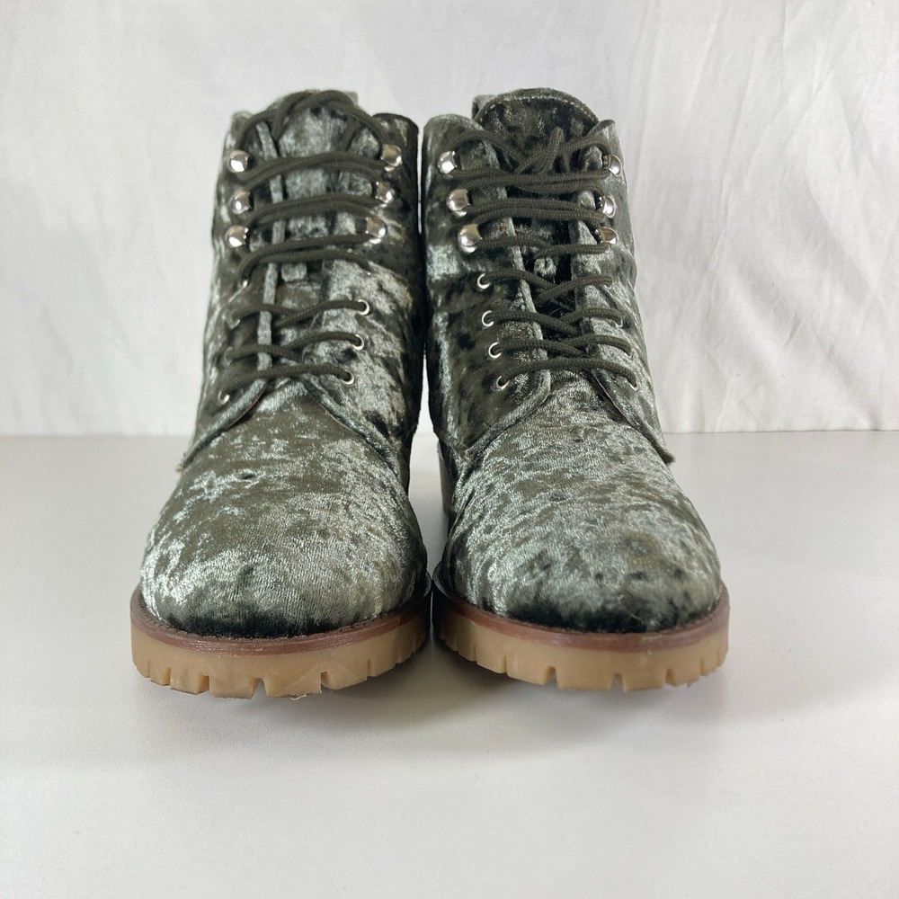 Qupid Green Velvet Combat Boots Womens 8 Velour Whimsigoth Lace Up Ankle Shoe - Picture 6 of 12